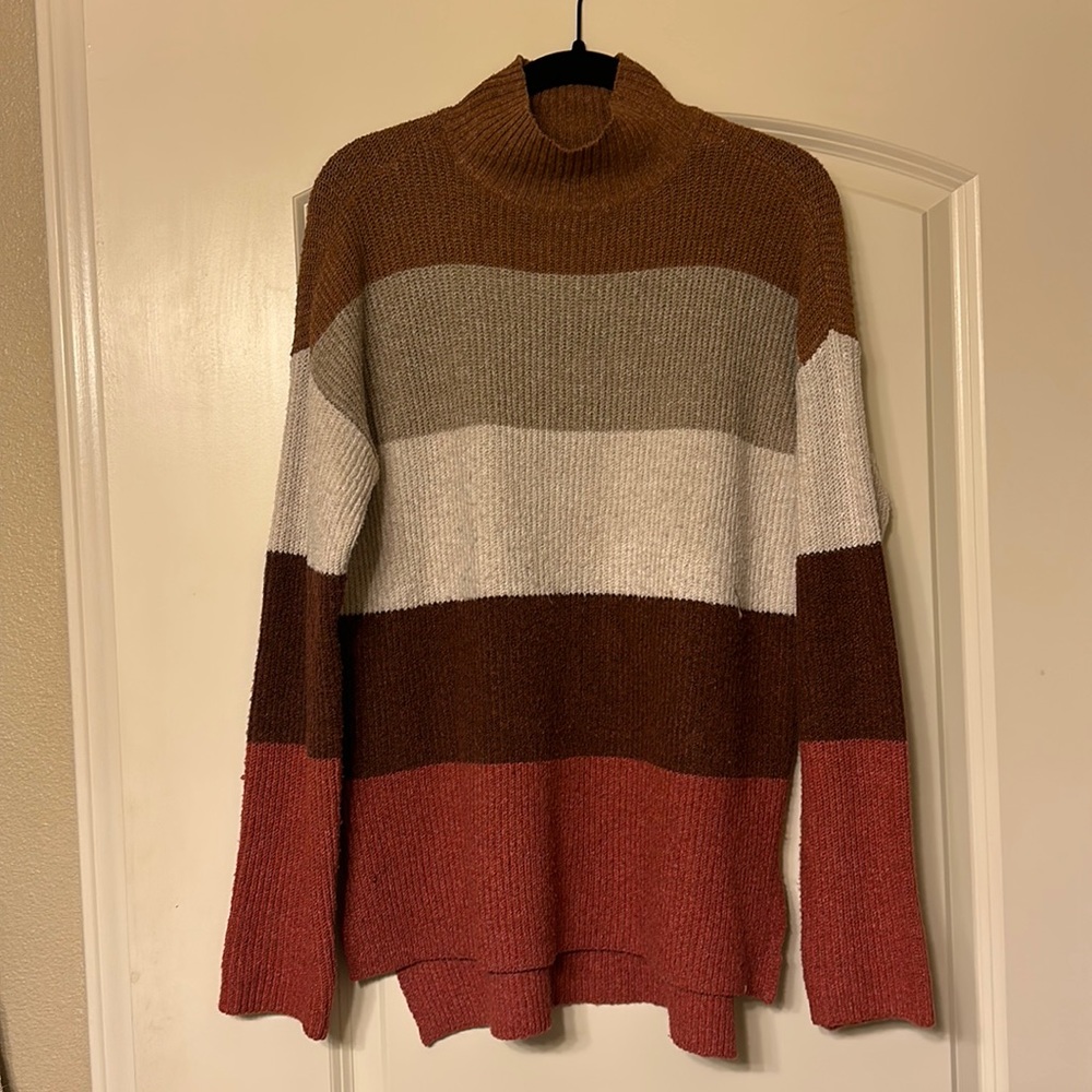 Multi Color Long Sleeve / Sweater